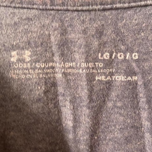 under armor chess graphic basic short sleeve crewneck casual or workout T-shirt - Picture 4 of 5